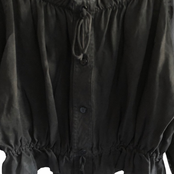 Zara Fillsens off the shoulders ruffle cropped top - Picture 2 of 5